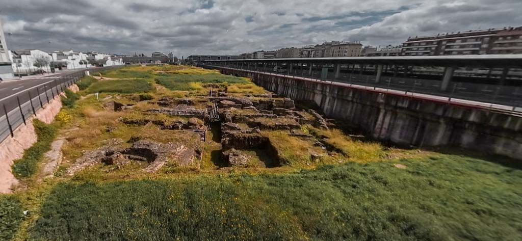 Estación de Córdoba sobre el Palacio Romano