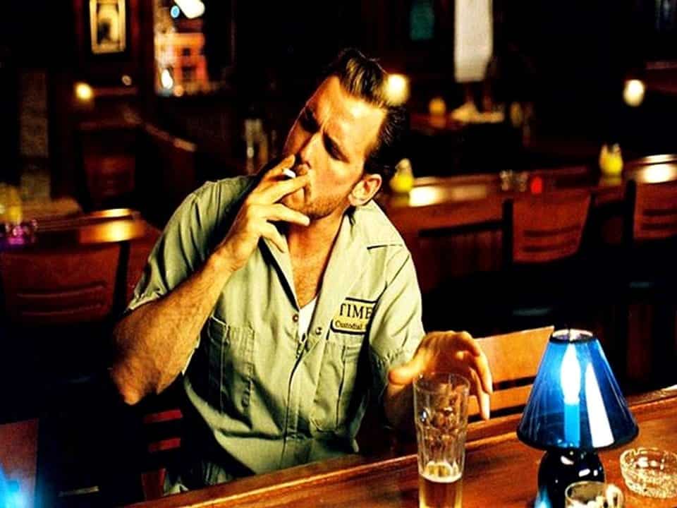 «Factótum», el alter ego de Bukowski destruye el sueño americano